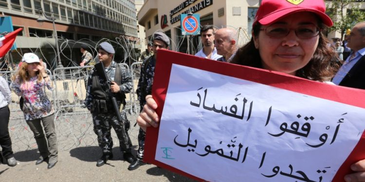 الفساد مقصود