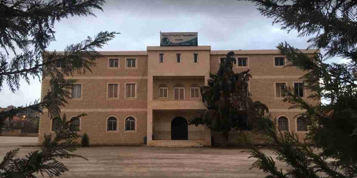 المدرسة الوطنية المارونية