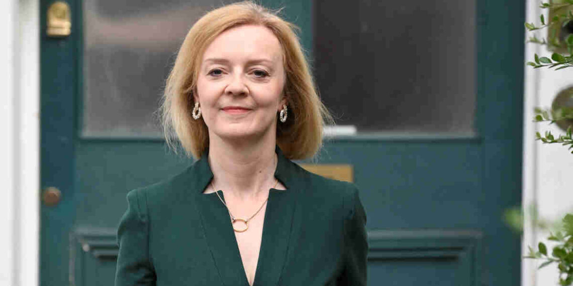 British Foreign Secretary and Conservative leadership candidate Liz Truss leaves her house in London, Britain, July 20, 2022. REUTERS/Toby Melville