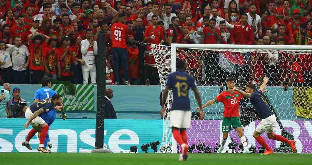 Soccer Football - FIFA World Cup Qatar 2022 - Semi Final - France v Morocco - Al Bayt Stadium, Al Khor, Qatar - December 14, 2022 France's Theo Hernandez celebrates scoring their first goal REUTERS/Lee Smith