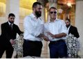 انفـــ.جارات قرب مقر اقامة ماكرون في دمشق.. والزيارة تتواصل