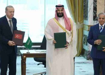 السعودية وتركيا وباكستان توقع اتفاقية مكة “للدفاع “المشترك