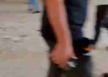 بالفيديو- انــــ.ذار إسرائيلي يتبعه استـــ.هداف مُصلّى في تمنين وسقوط إصــ.ـابات أولية