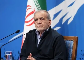 بزشكيان: التواصل مع مجتبى خامنئي صعب للغاية حاليًا